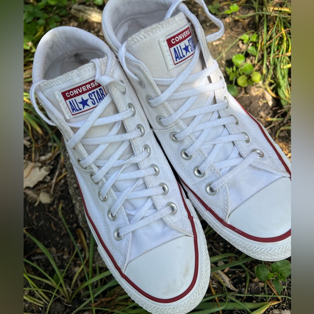 NWOB Y2k Converse Allstar Sneakers High Tops Womens White 9.5 low Chuck Taylor